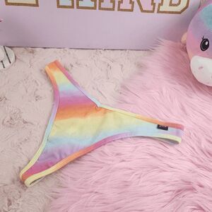 NWT VS PINK Tie Dye Tanga: XXL Multicolor Chic! NWT